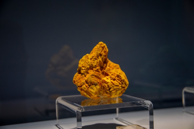 Небесный металл: вся правда об уране